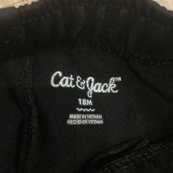 **3pk** of 18 month old Boys shorts (1 Carters and 2 Cat and Jack brand) - Picture 8 of 16